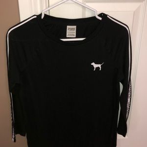 3-quarter sleeve shirt.